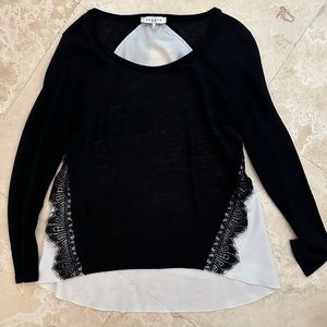 SANDRO TOP LINEN FRONT LACE DETAIL SILKY BACK SIZE 2